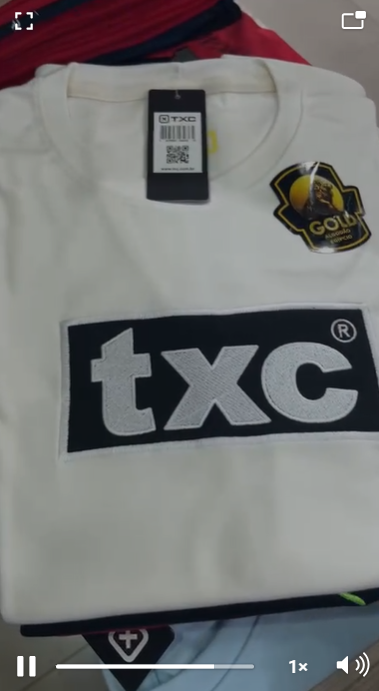 camisa cinza